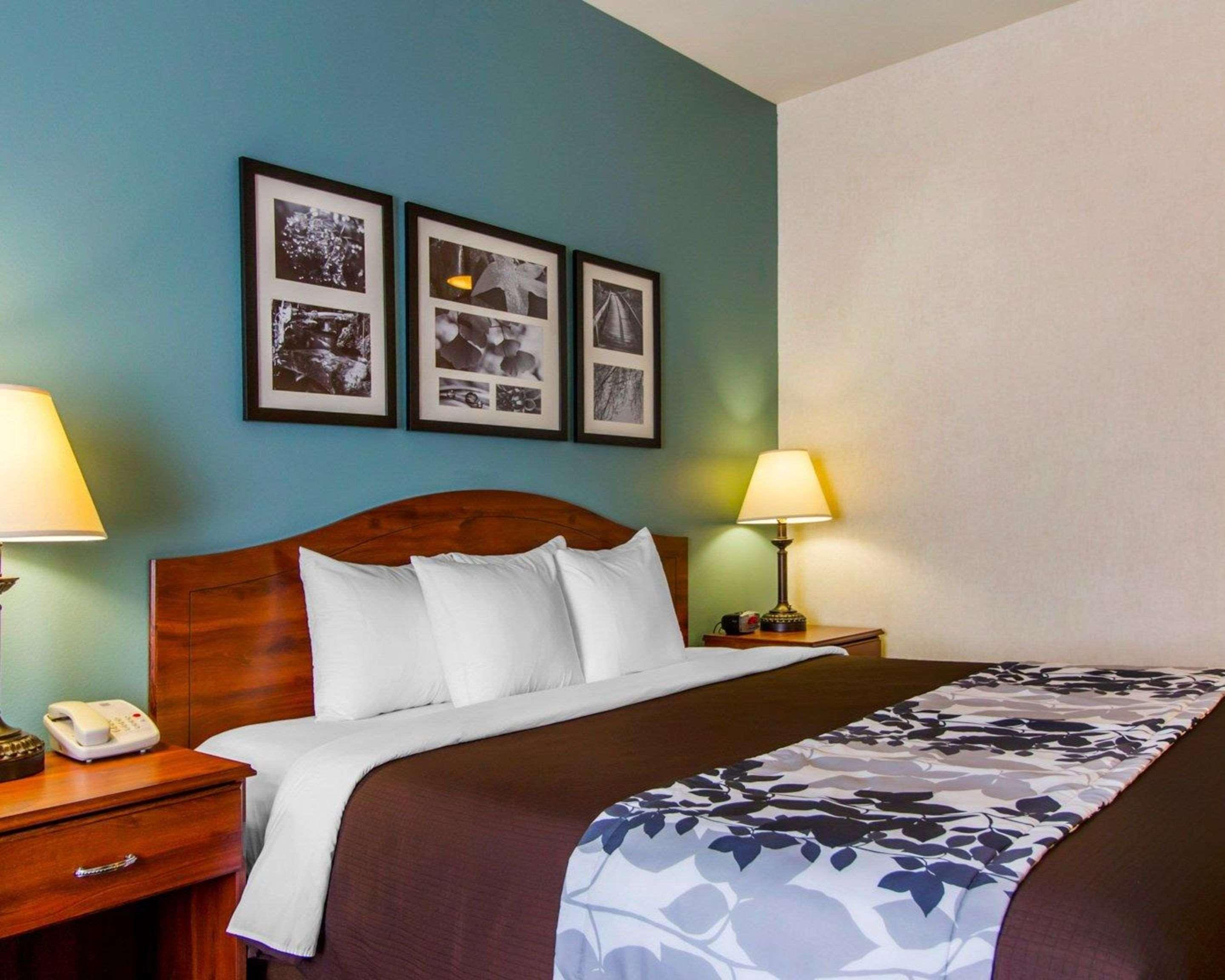 Sleep & Hotel Evansville