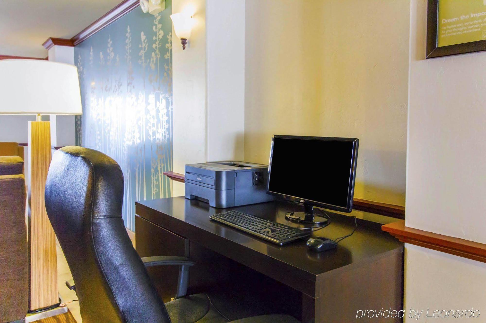 Sleep & Hotel Evansville