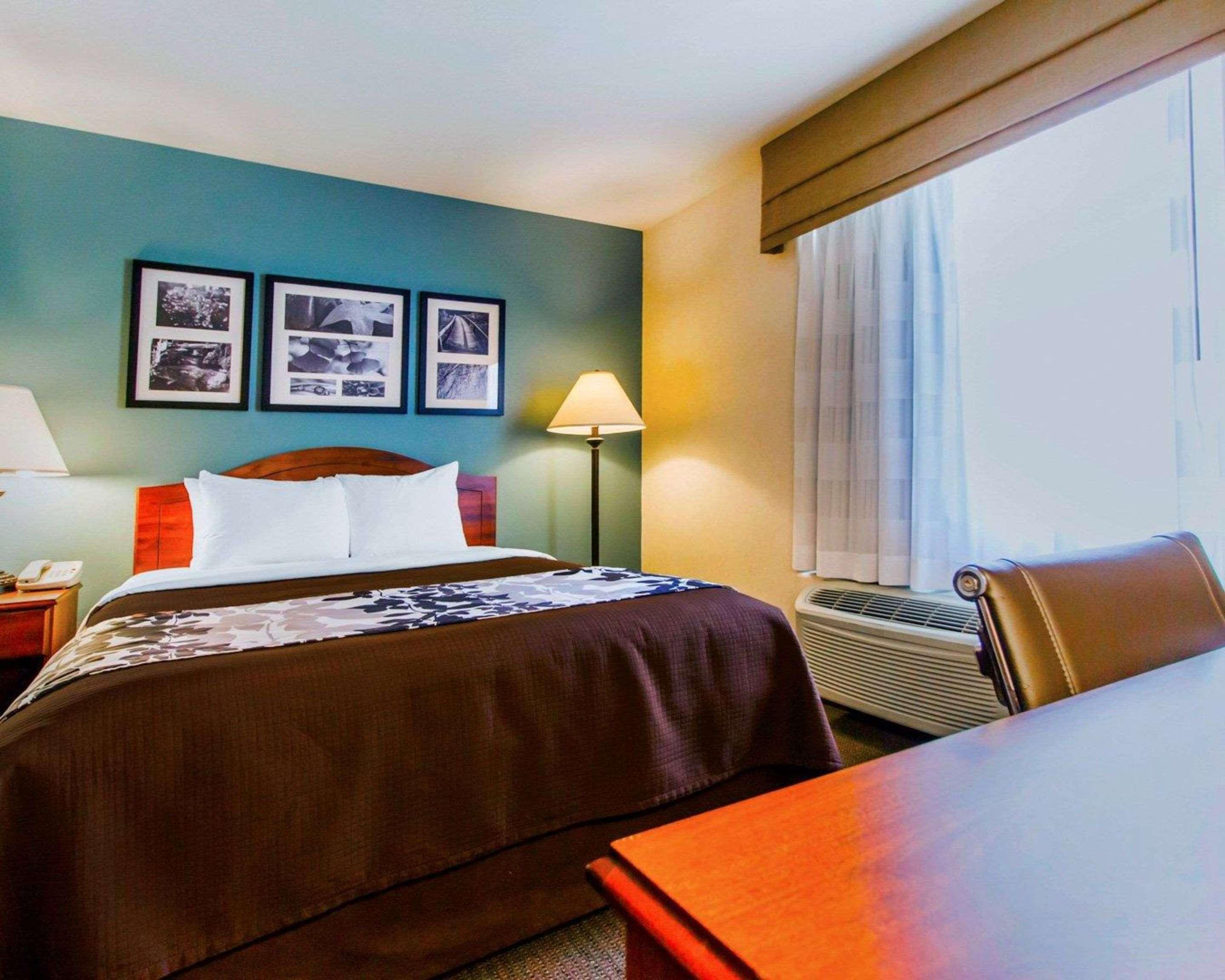 Sleep & Hotel Evansville